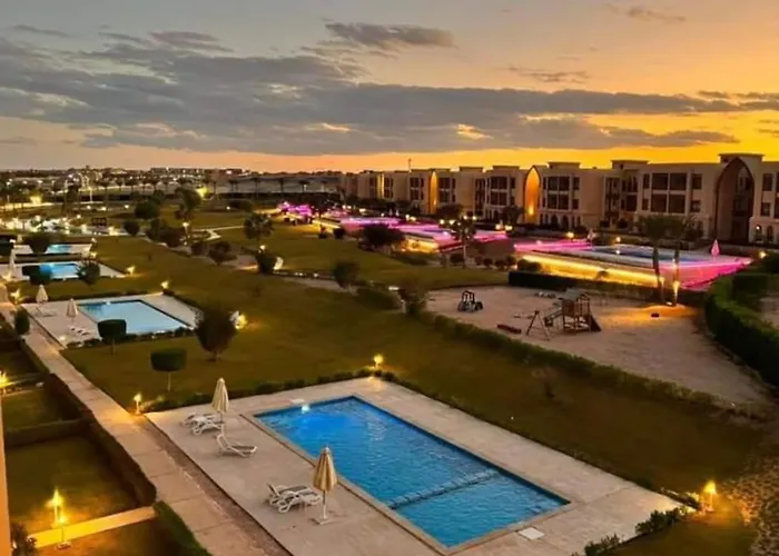 One Bd Golf Heights Sheikh Free Wifi Apartment