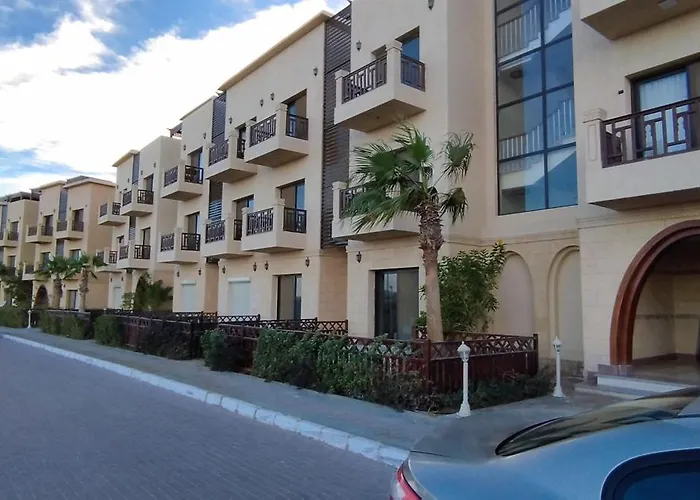 One Bd Golf Heights Sheikh Free Wifi